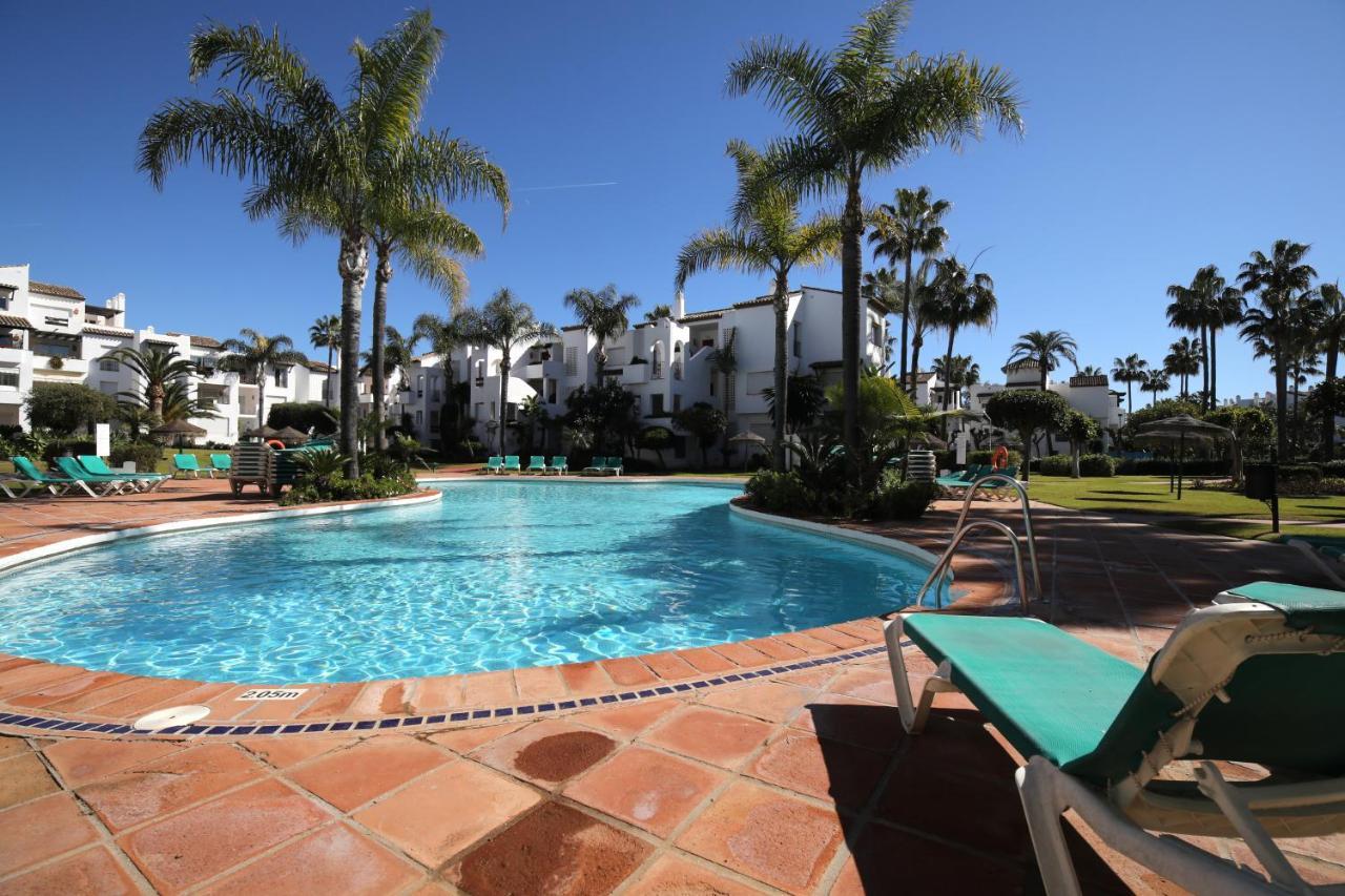 Exceptional Beachfront Complex With Pool In Costalita, *