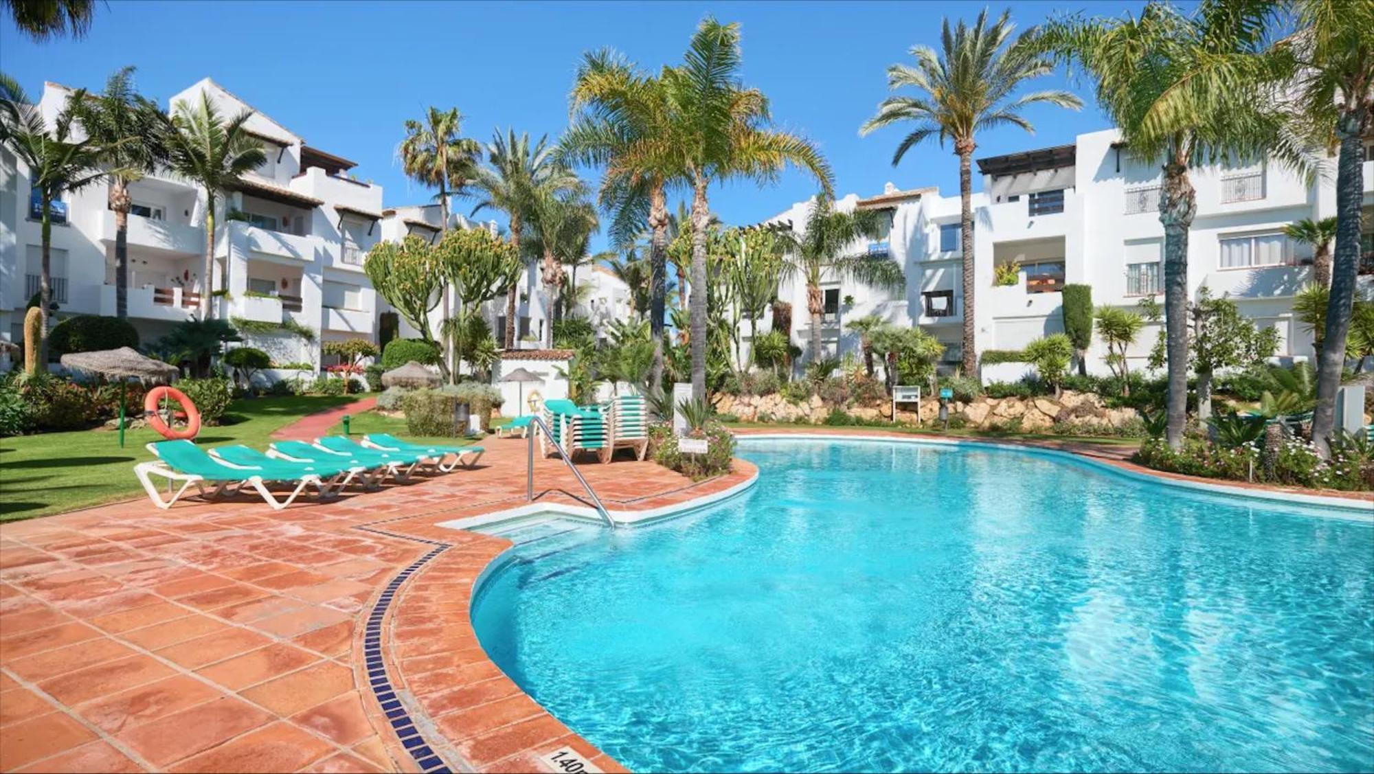 Exceptional Beachfront Complex With Pool In Costalita, Estepona